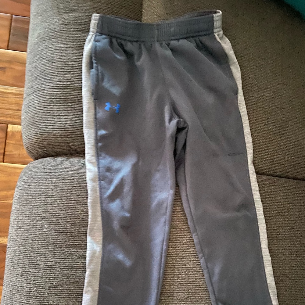 Boys UA pants